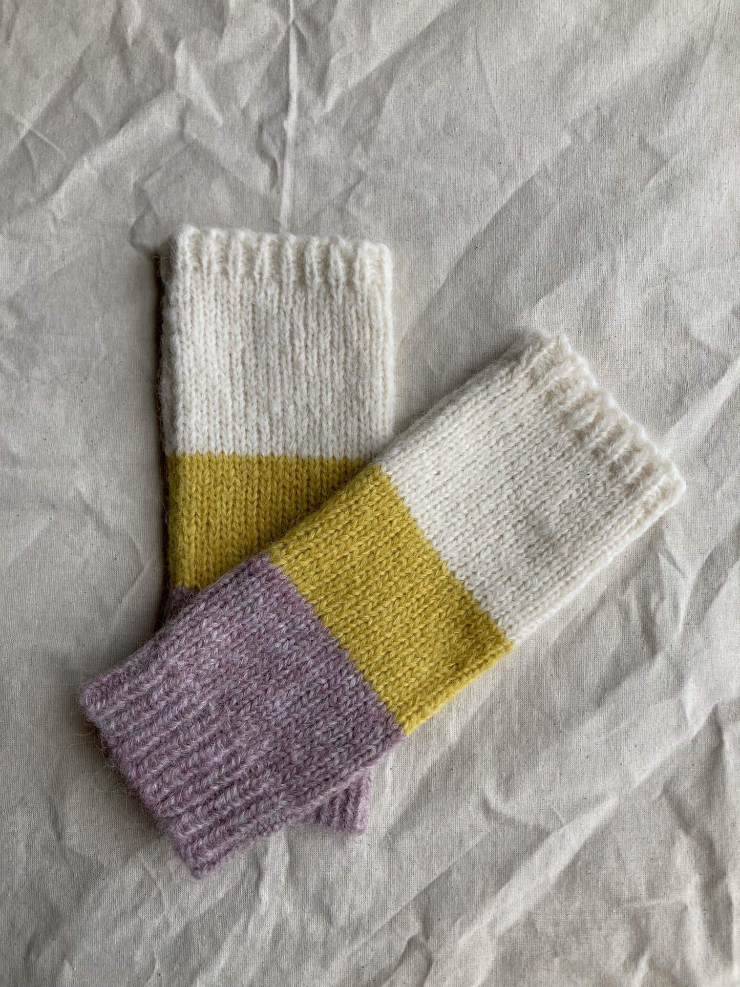 MARTINA stripy alpaca mittens
