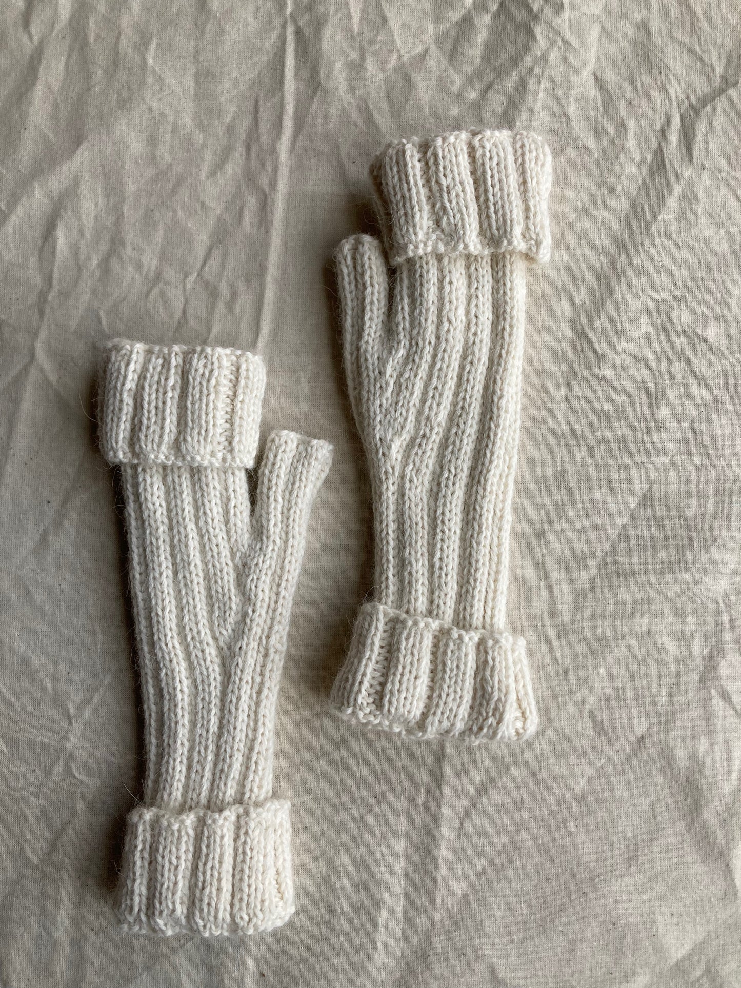CLAUDIA alpaca rib knit mittens