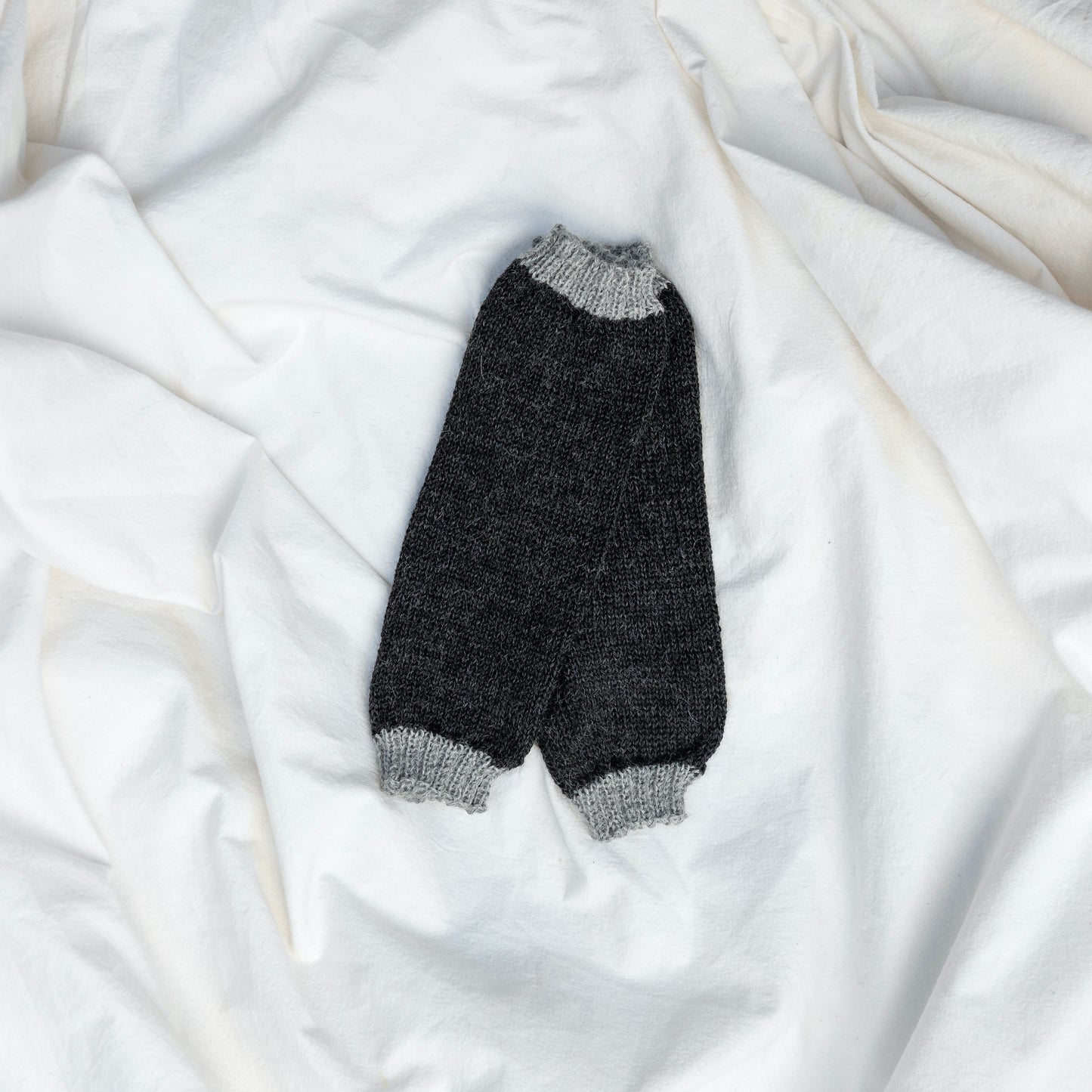 Handmade alpaca wool mittens, dark grey