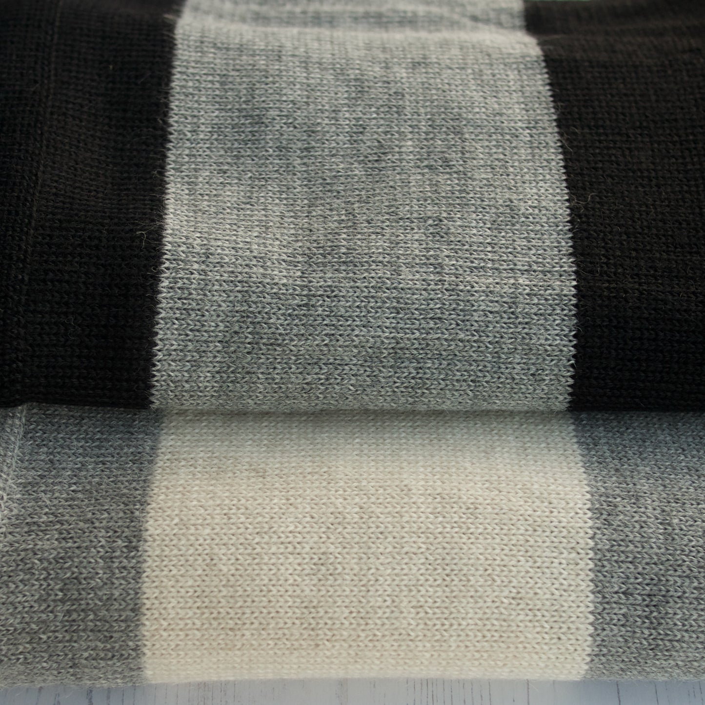 Illari luxury alpaca wrap - bluellamashop